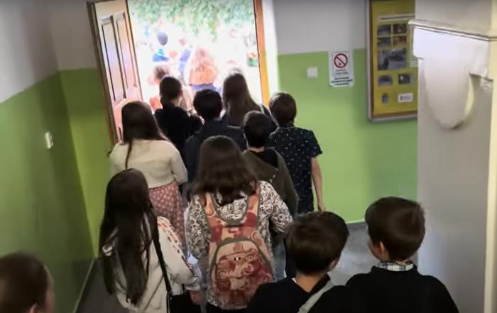 Ve škole proběhl požární poplach
